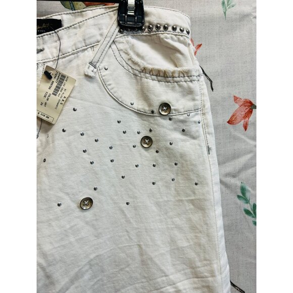 ABS Collection White Wide-Leg Distressed Capri Pants Coin & Stud Charms Size 28 - Picture 4 of 9